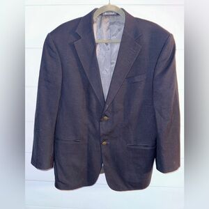 Oscar De La Renta Navy Wool Blazer
Size 42s